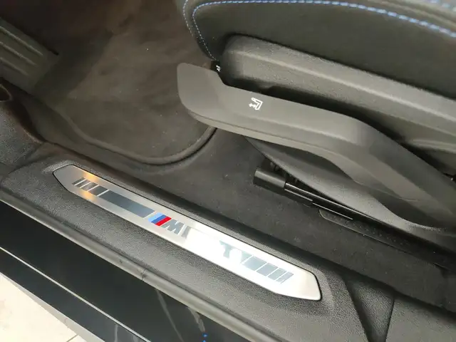 BMW 1 Series view 24