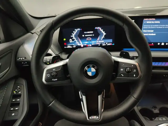 BMW 1 Series view 10