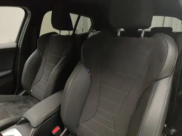 BMW 1 Series view 22