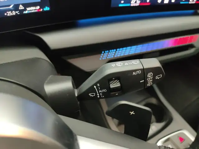 BMW 1 Series view 15