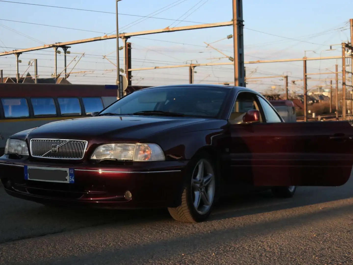 Volvo C70 C70 T5 Burdeos - 1