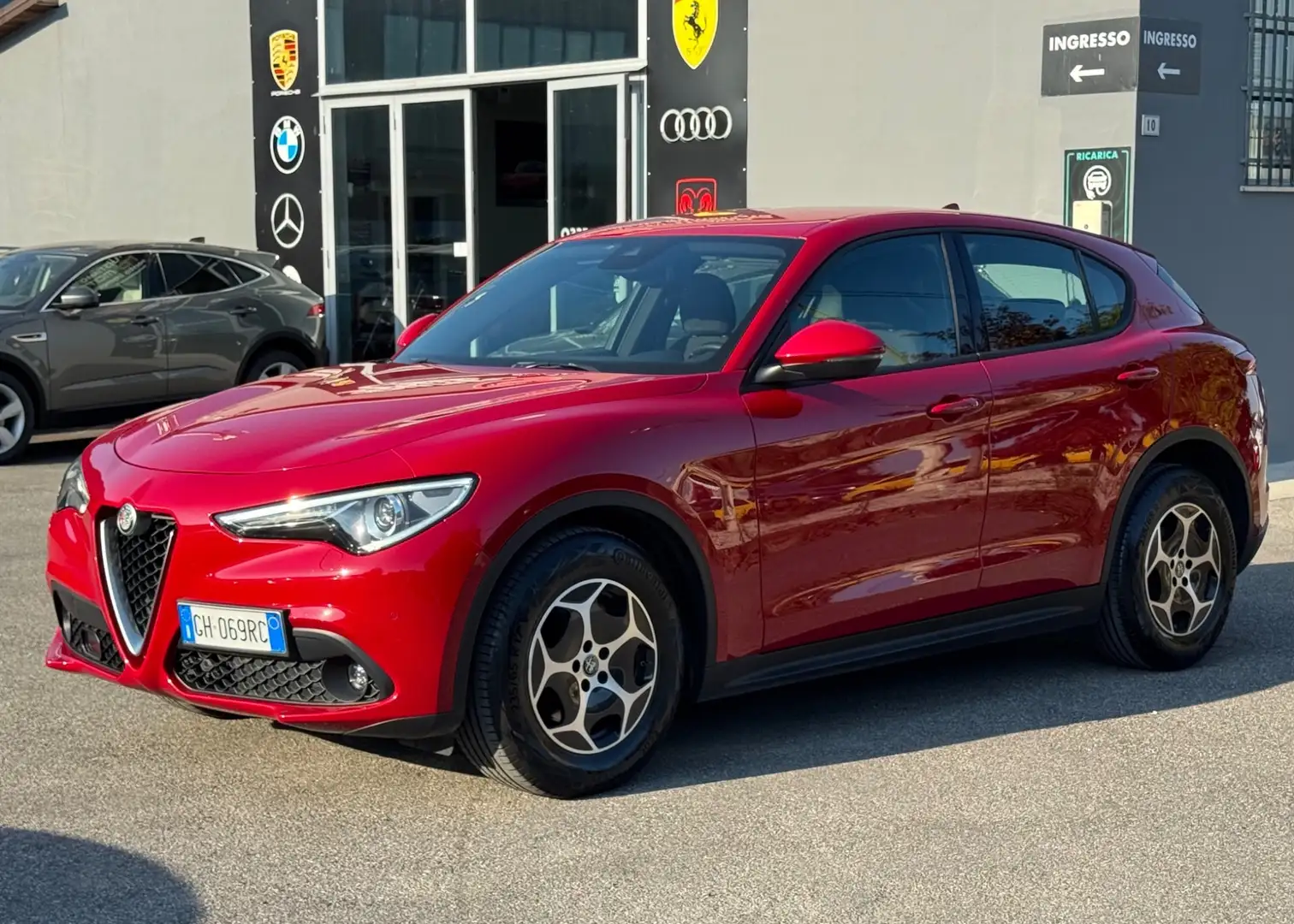 Alfa Romeo Stelvio Stelvio 2.2 Turbodiesel 160 CV AT8 RWD Sprint Rojo - 1