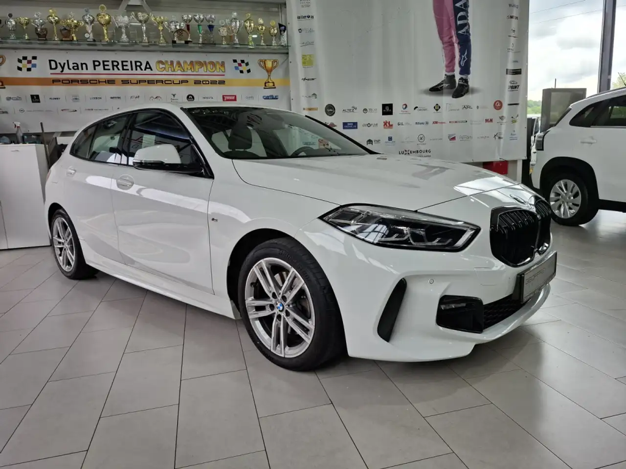 BMW 118 i M SPORT PAKET, NAVI, LED, COCKPIT DIGITAL, CARPL, миниатюра 4