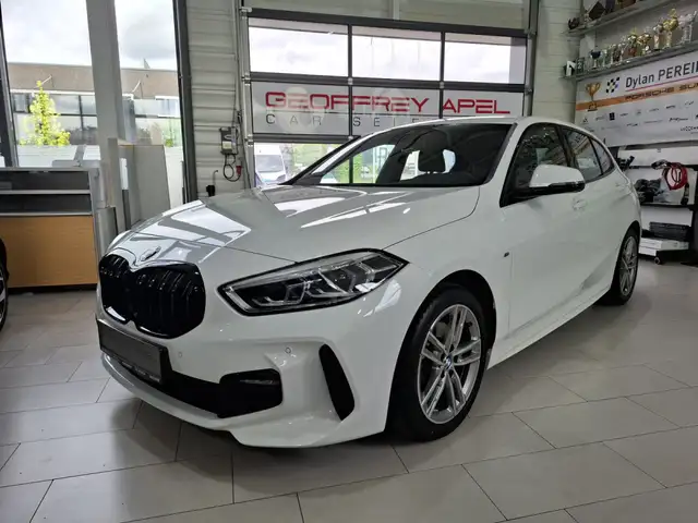 BMW 118 i M SPORT PAKET, NAVI, LED, COCKPIT DIGITAL, CARPL