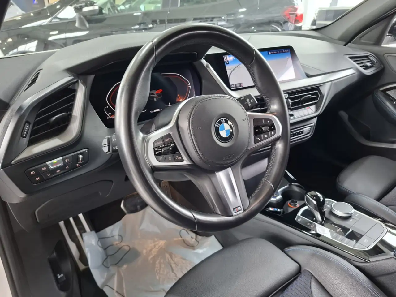 BMW 118 i M SPORT PAKET, NAVI, LED, COCKPIT DIGITAL, CARPL, миниатюра 8