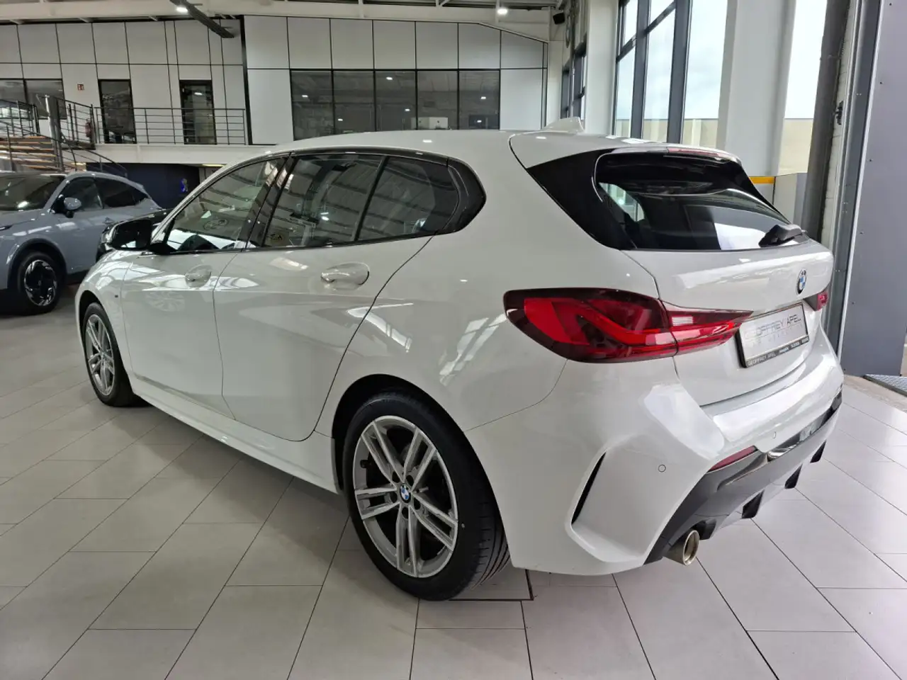 BMW 118 i M SPORT PAKET, NAVI, LED, COCKPIT DIGITAL, CARPL, миниатюра 2