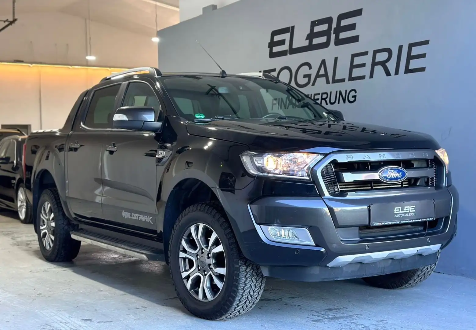 Ford Ranger 3.2 TDCI Aut. Wildtrak Doppelkabine 4x4 Noir - 1