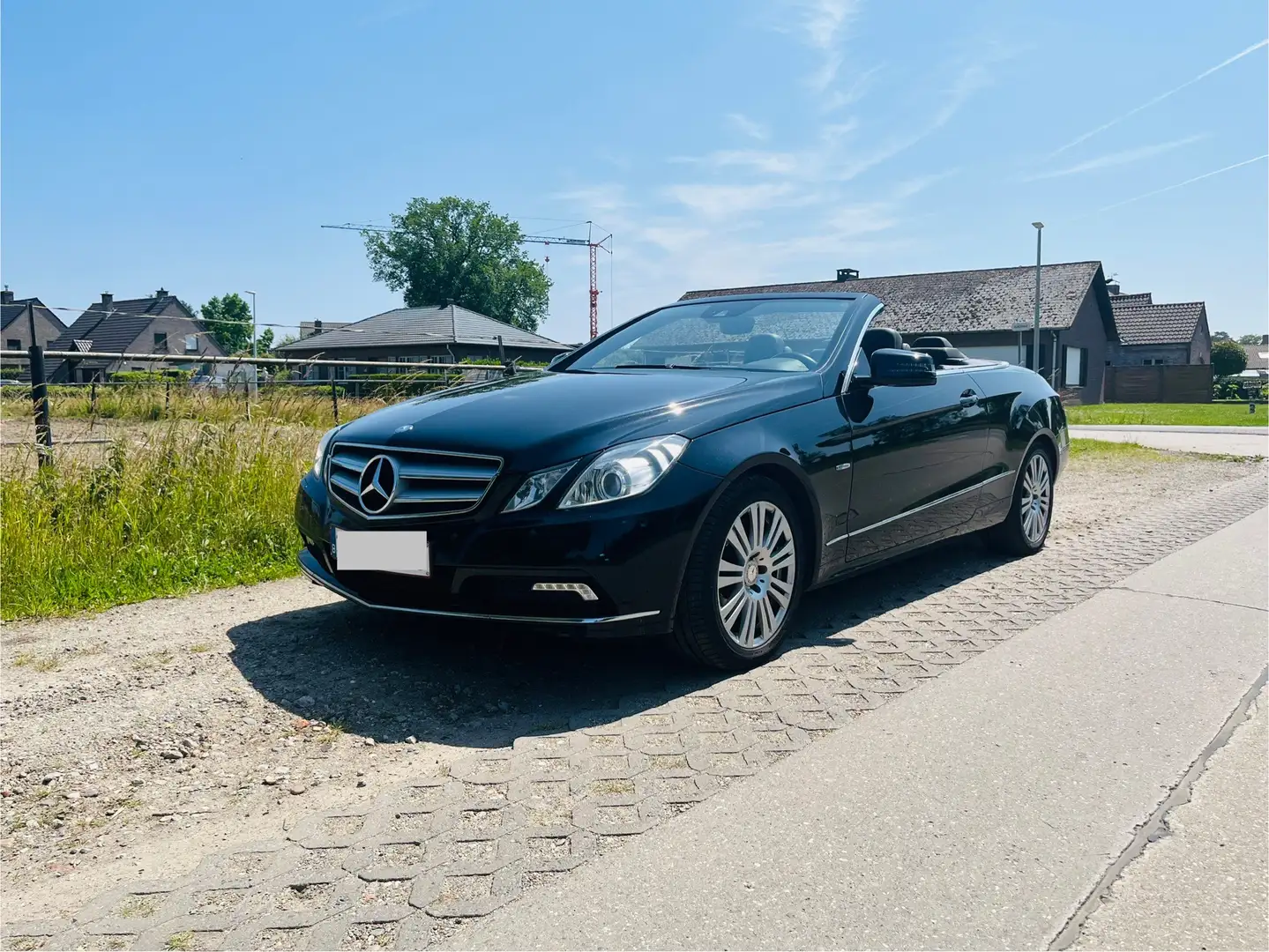 Mercedes-Benz E 200 CGI Cabrio BlueEFFICIENCY Automatik Elegance - 2