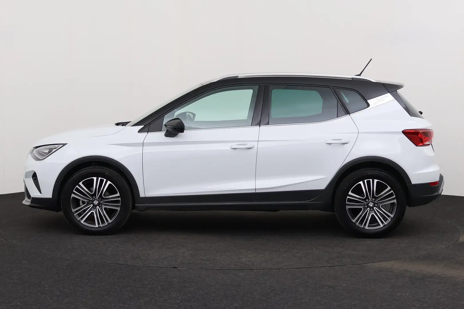 SEAT Arona 1.0 TSI X-PERIENCE + GPS + CARPLAY + CAMERA + PDC - 2