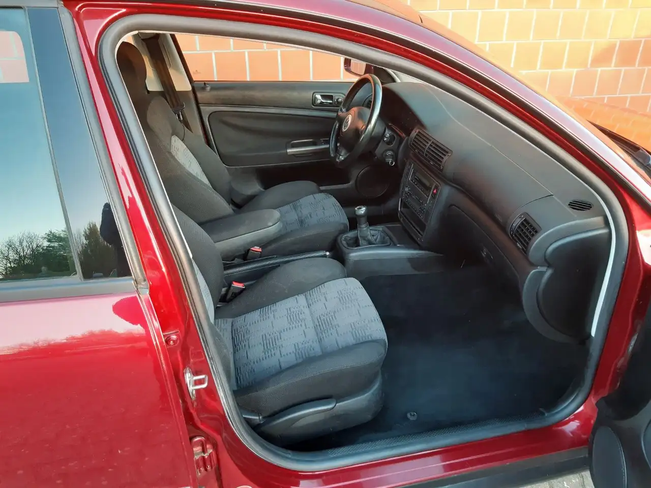 Volkswagen Passat 1.6 - sehr gepflegt, foto 10