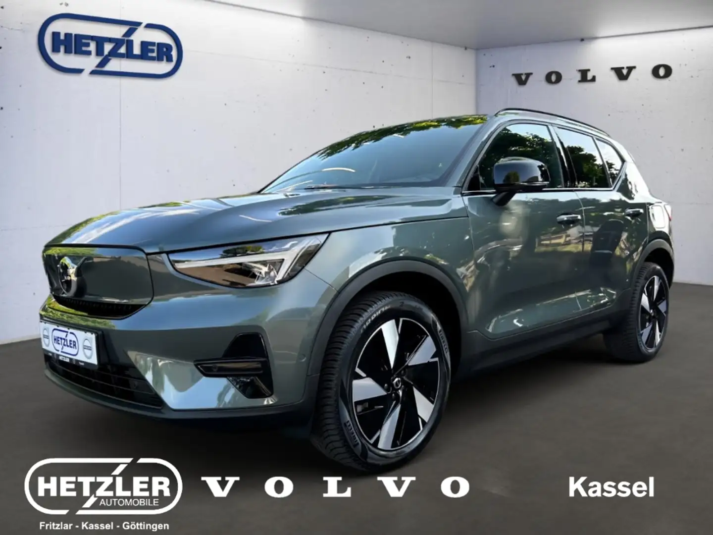 Volvo EX40 Plus Recharge Pure Electric Singel Motor Extendes Зелений - 1