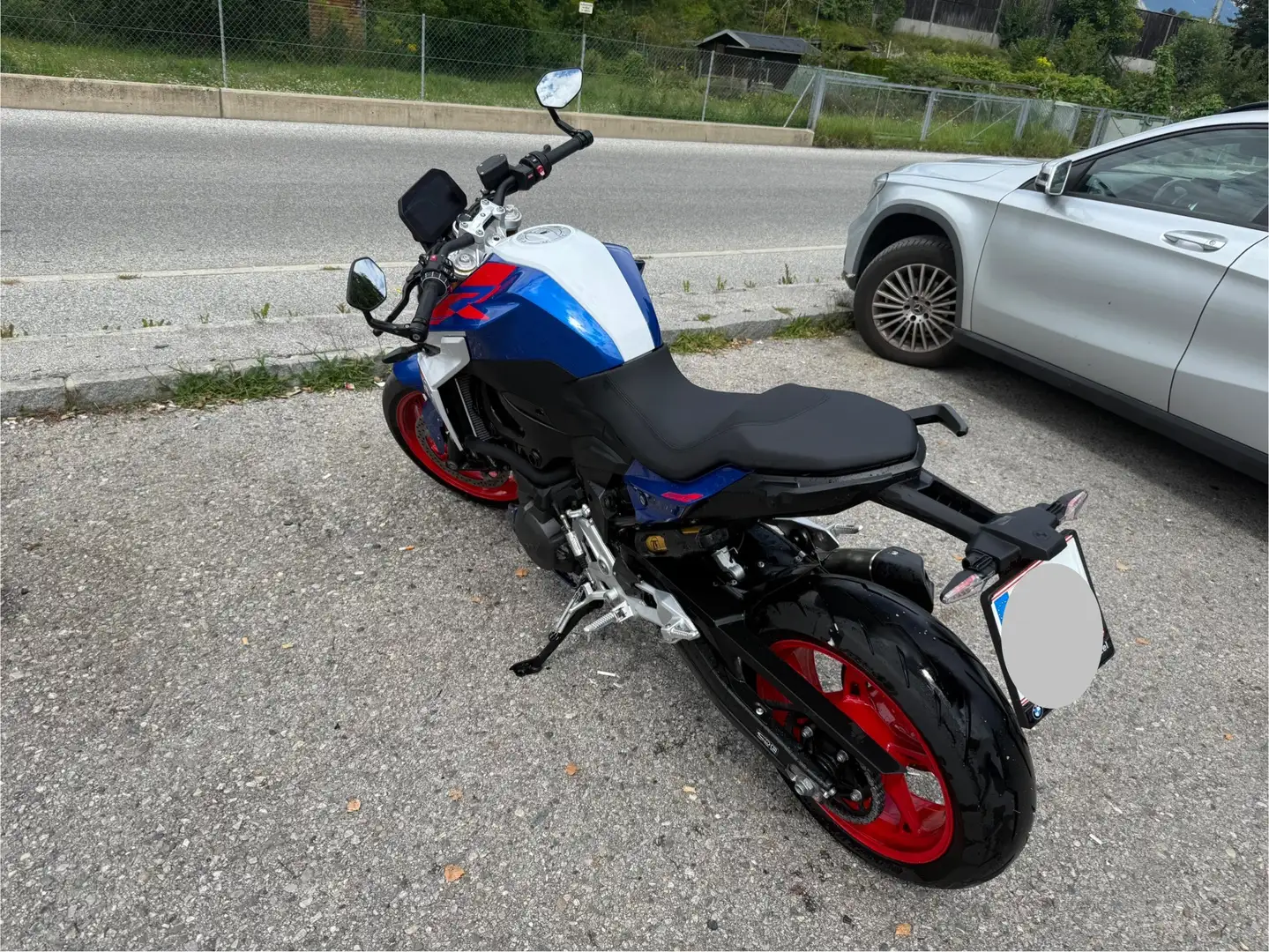 BMW F 900 R Racingblue Metallic - 2