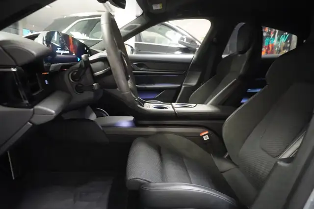 Porsche Taycan Turbo S Aut. NP: 241.000,- Burmester/Leder/LED Ansicht 8