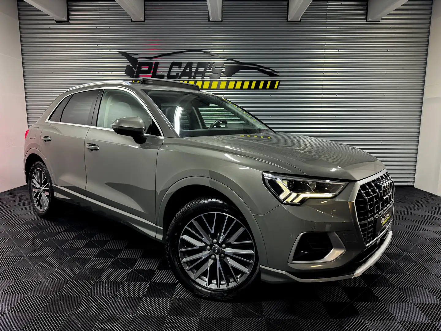 Audi Q3 Q3 35 TFSI S line S tronic | TOIT PANO | GARANTIE - 1
