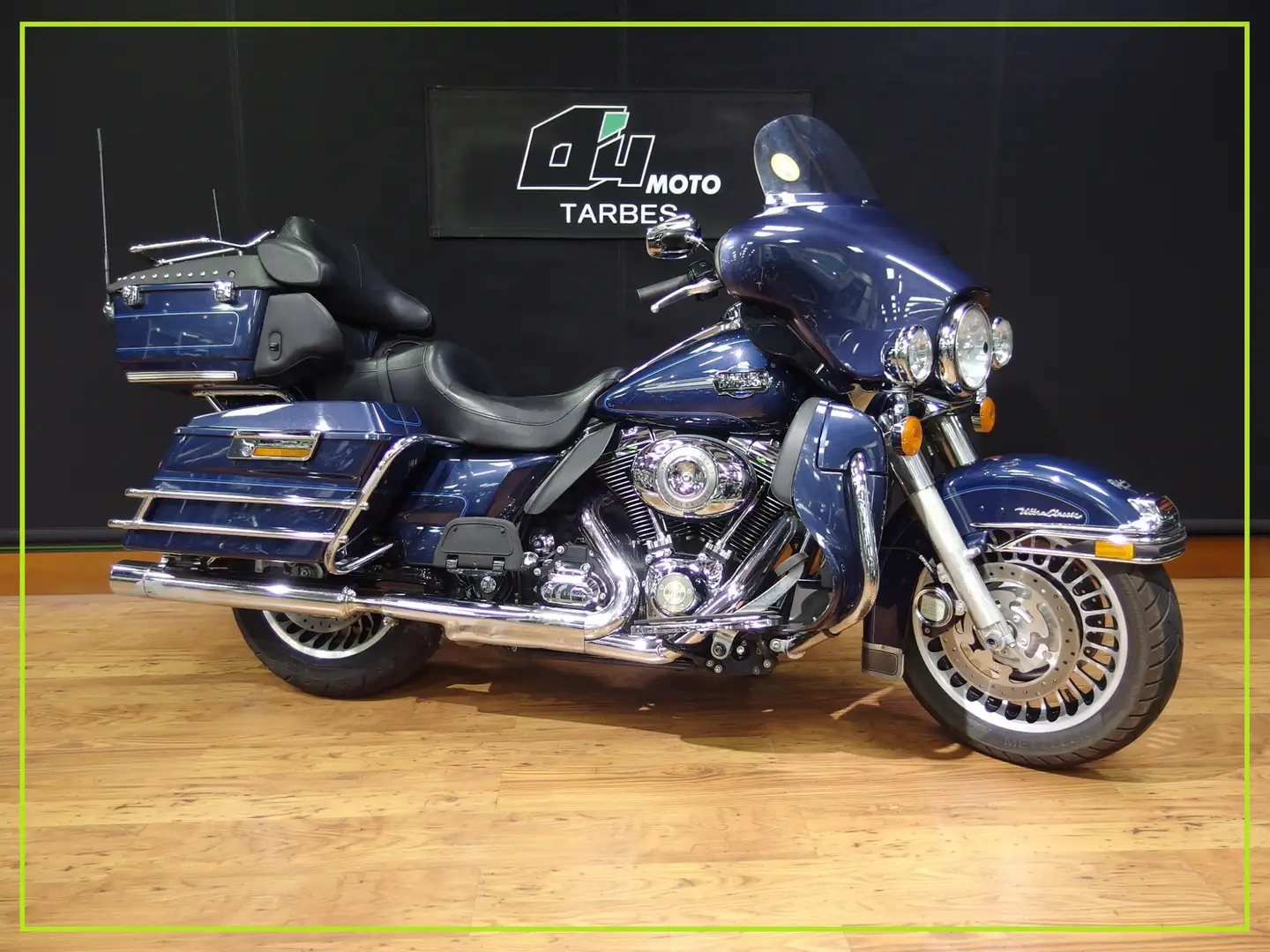 Harley-Davidson Ultra Classic Bleu - 1