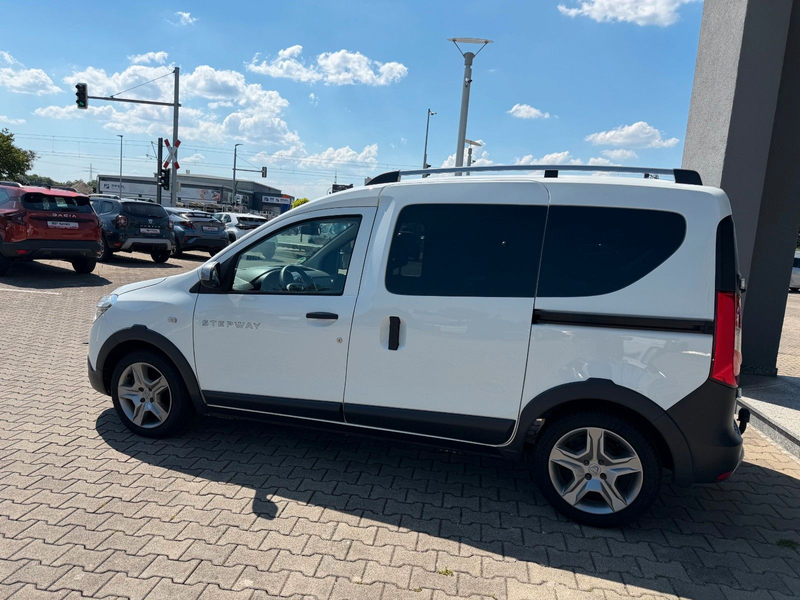 Dacia Dokker Stepway Plus MJ21*1.Hand,AHK,PDC,RFK — photo 8