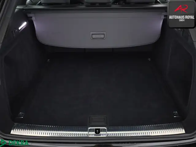 Audi A4 view 14