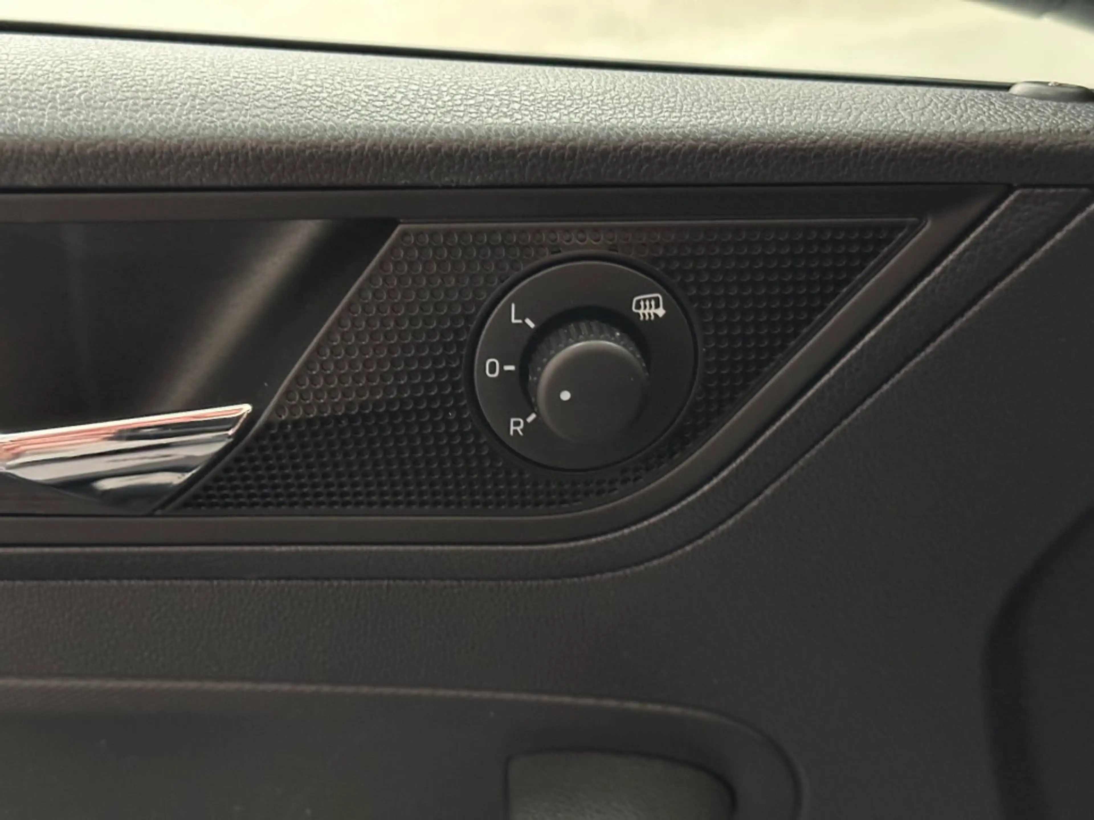 Skoda Rapid/Spaceback 1.0 TSI GREENTECH CLEVER ECC STOELVERW. — photo 24