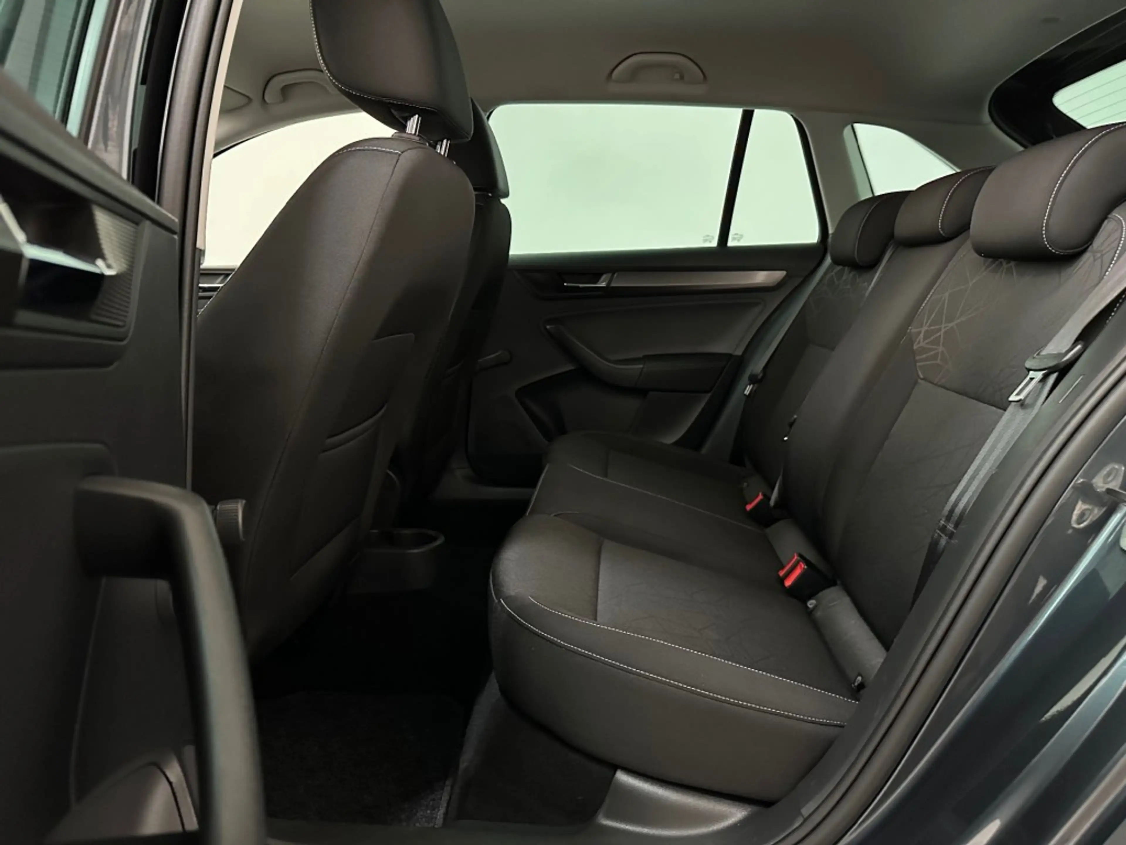 Skoda Rapid/Spaceback 1.0 TSI GREENTECH CLEVER ECC STOELVERW. — photo 30