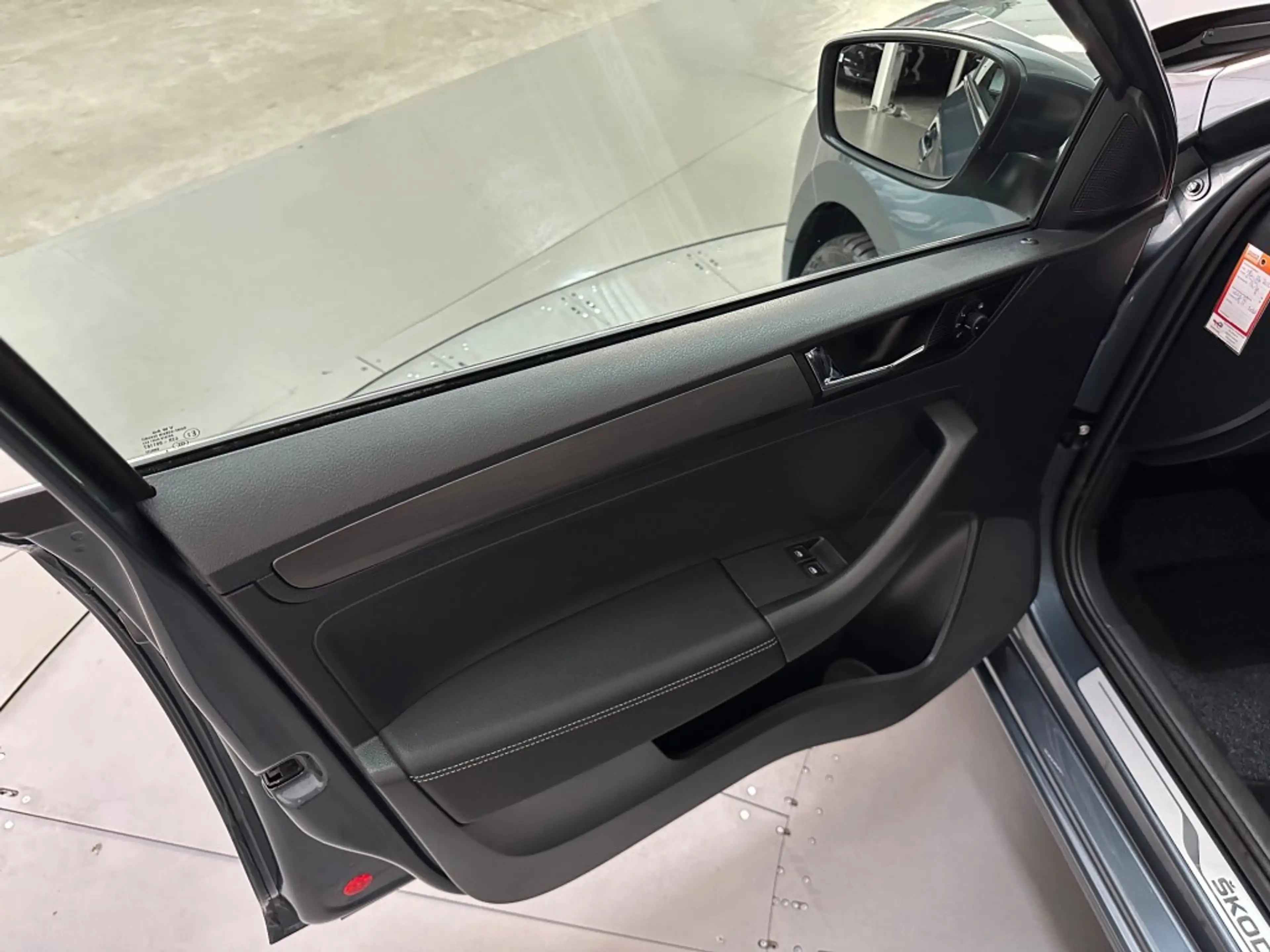 Skoda Rapid/Spaceback 1.0 TSI GREENTECH CLEVER ECC STOELVERW. — photo 21