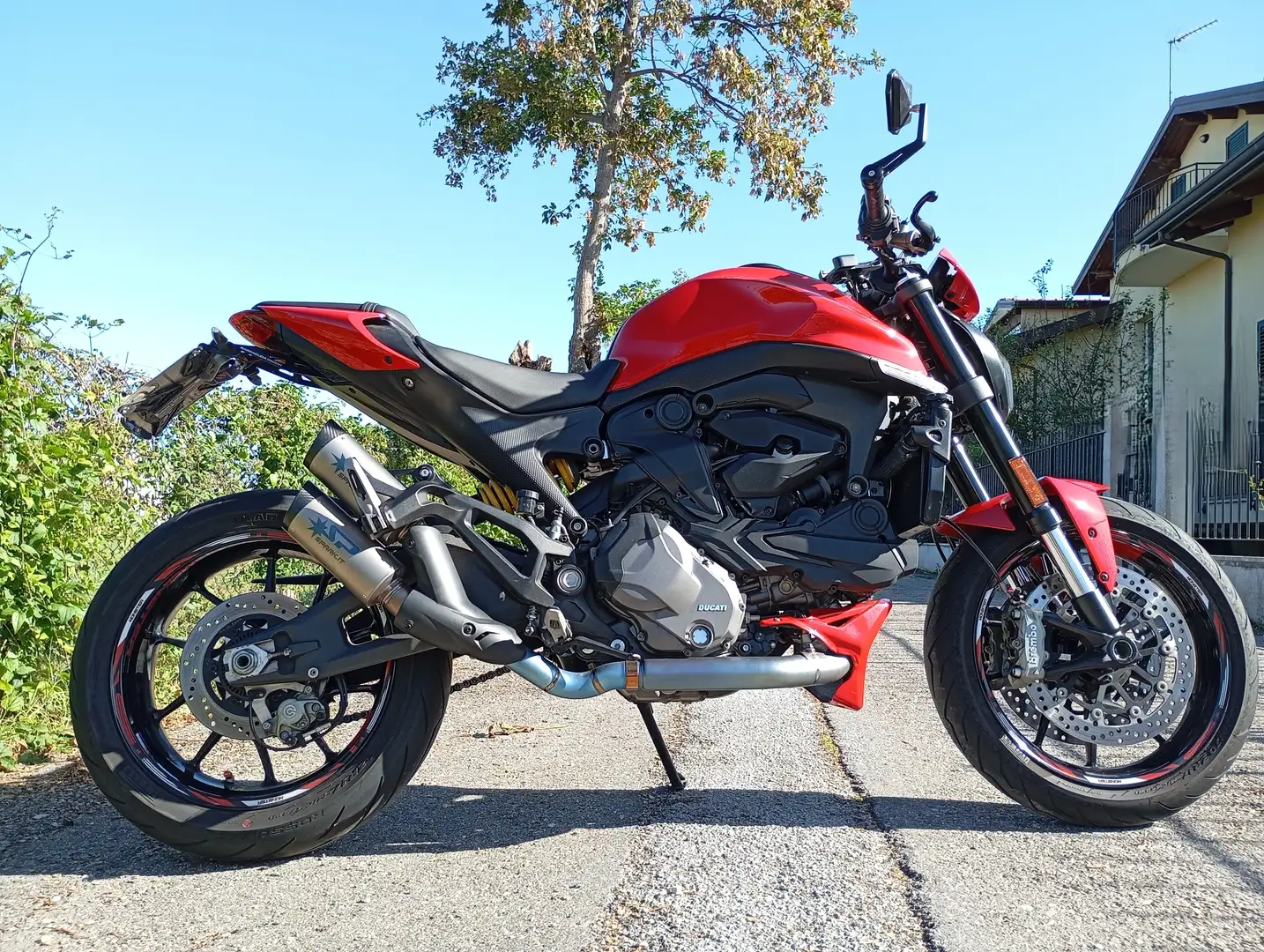 Ducati Monster 937 plus Rojo - 1