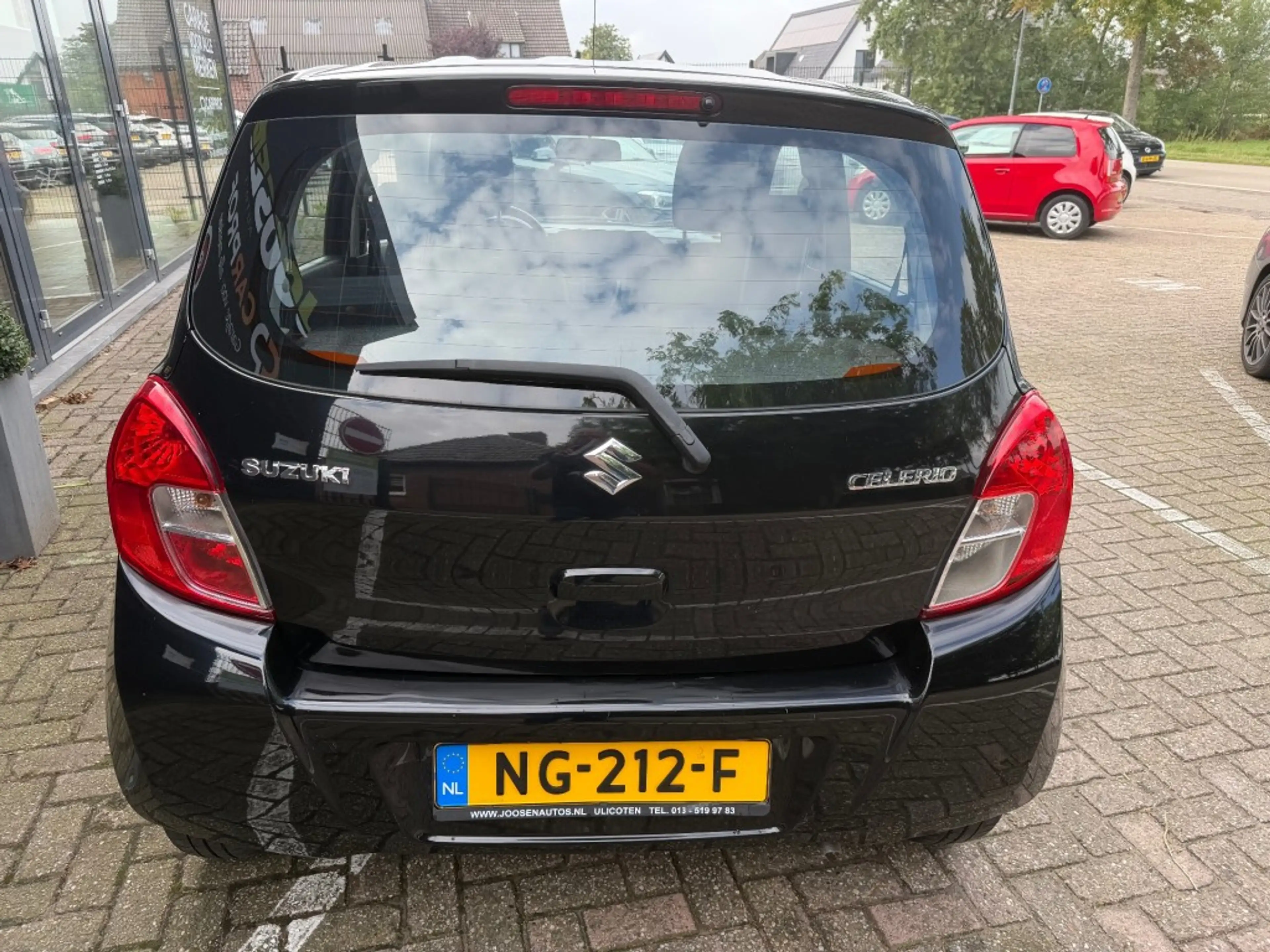 Suzuki Celerio 1.0 EXCLUSIVE — photo 12