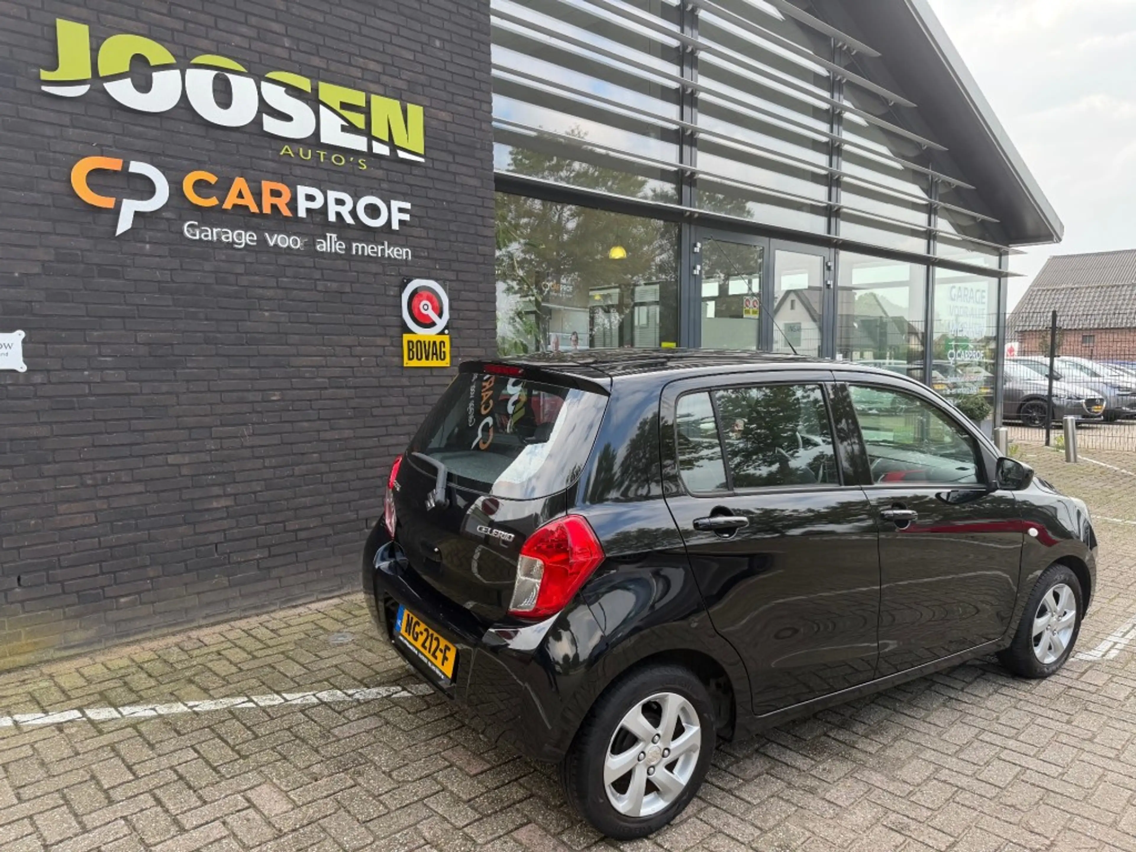 Suzuki Celerio 1.0 EXCLUSIVE — photo 3