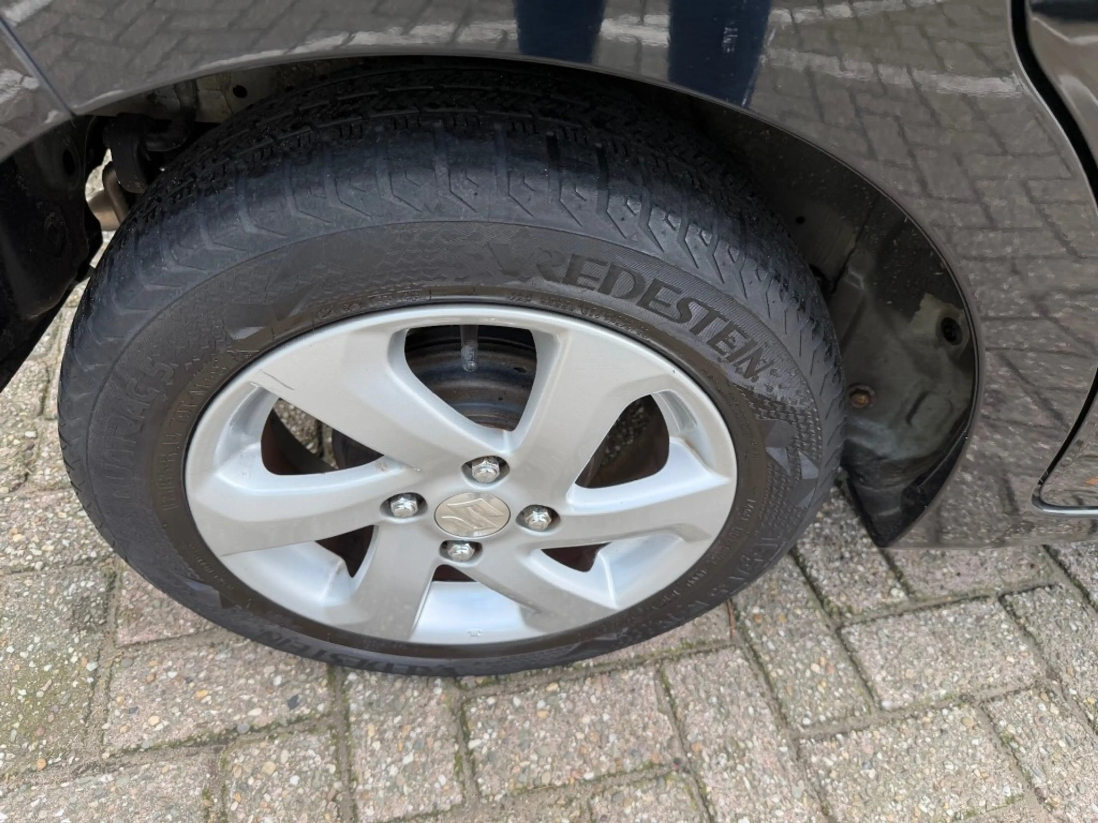 Suzuki Celerio 1.0 EXCLUSIVE — photo 14