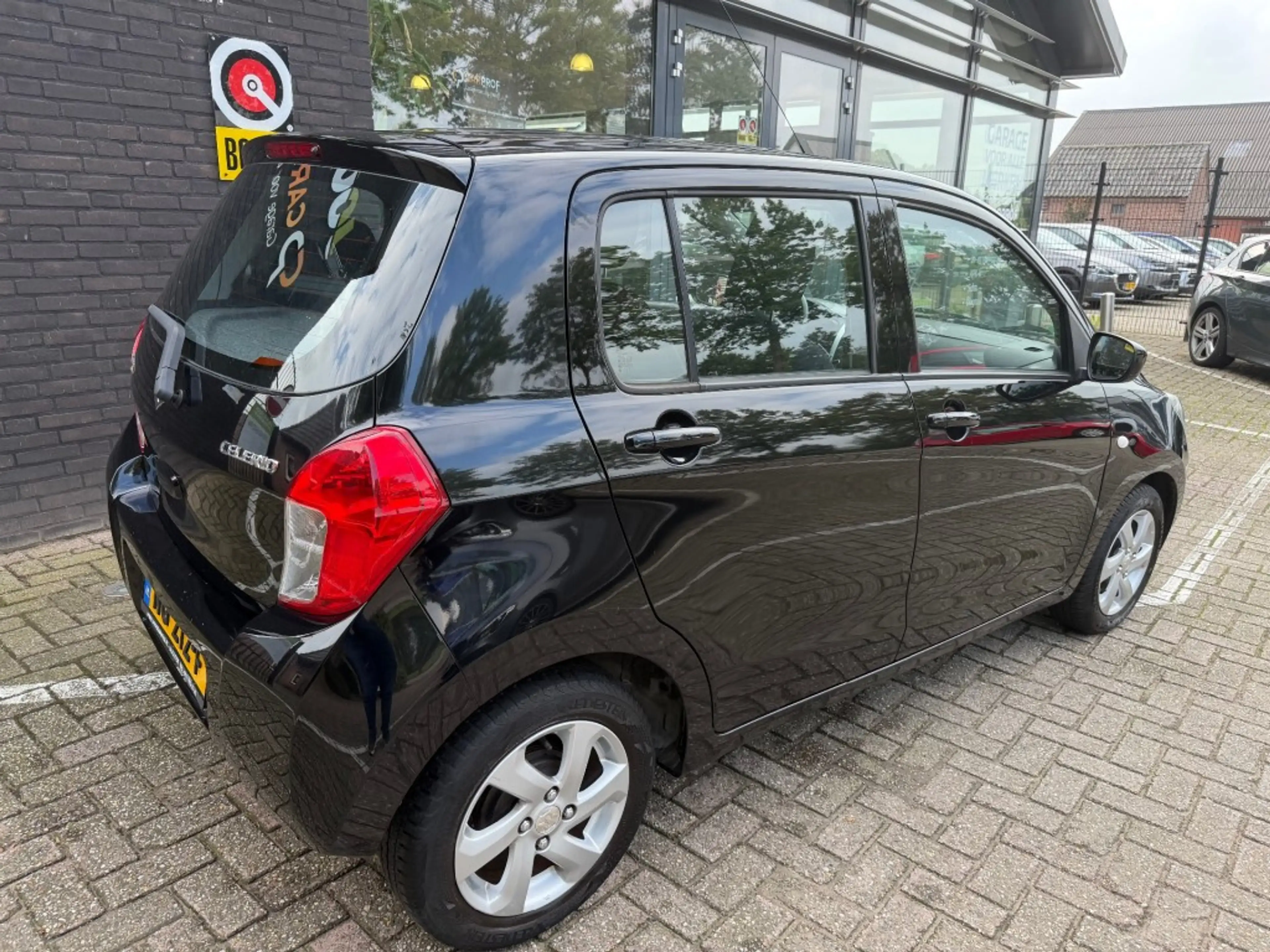 Suzuki Celerio 1.0 EXCLUSIVE — photo 4