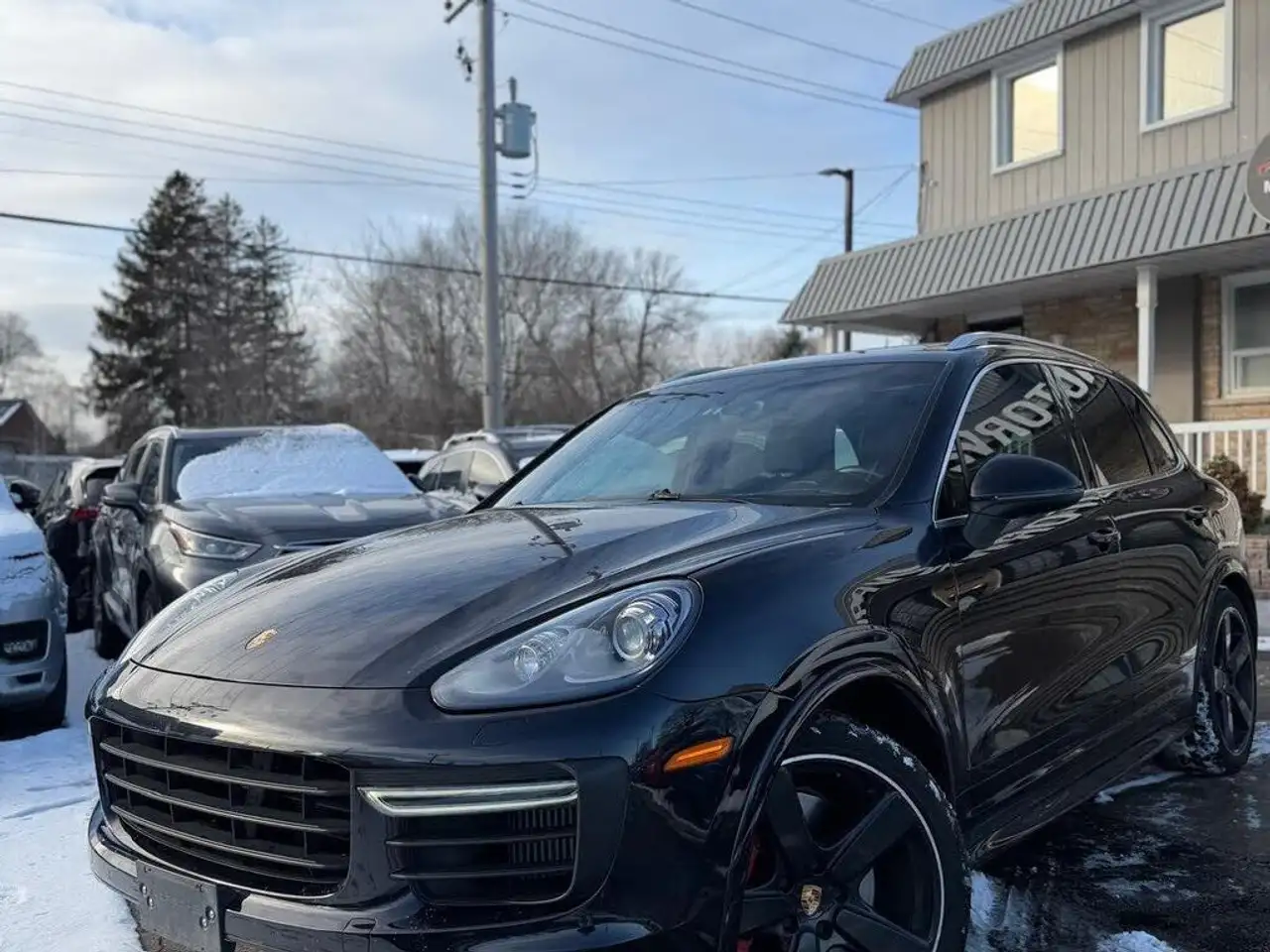 Porsche Cayenne снимка Porsche Cayenne