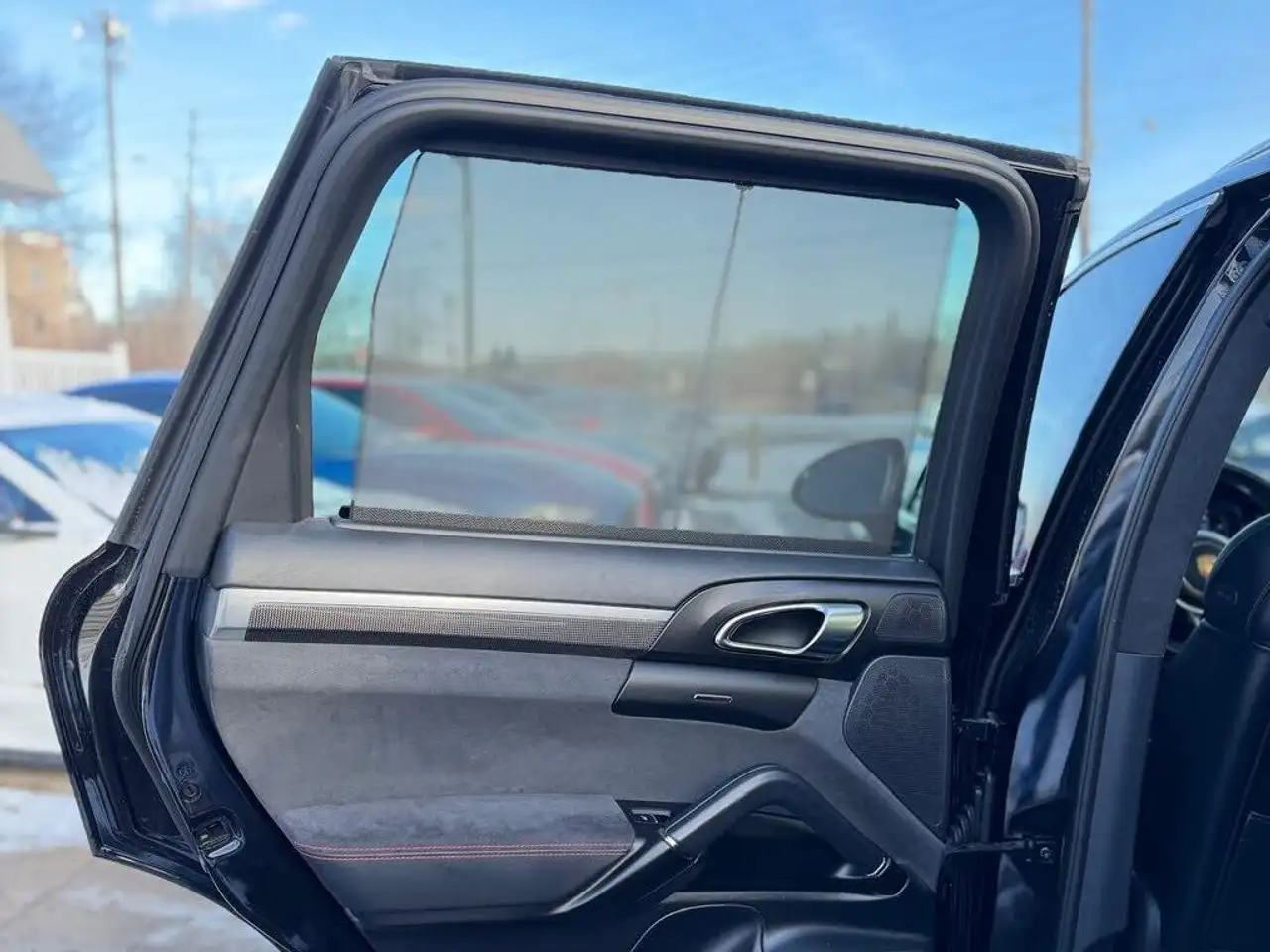 Porsche Cayenne снимка Porsche Cayenne
