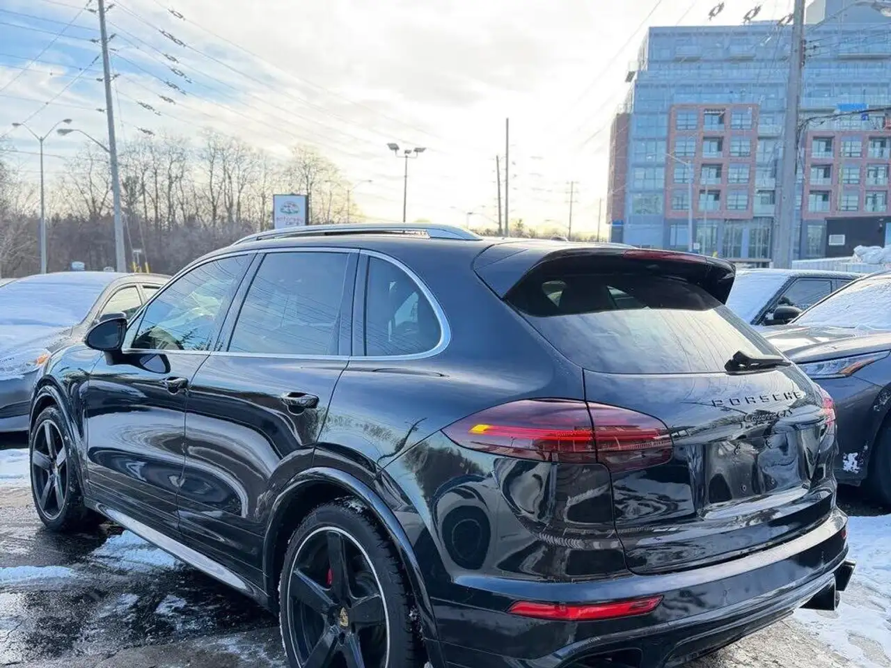 Porsche Cayenne снимка Porsche Cayenne