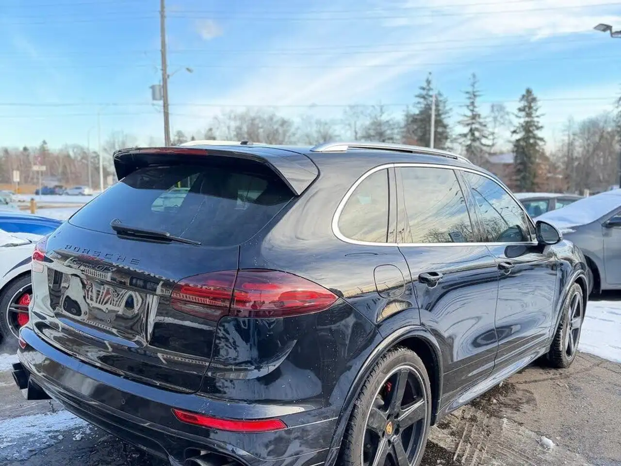 Porsche Cayenne снимка Porsche Cayenne