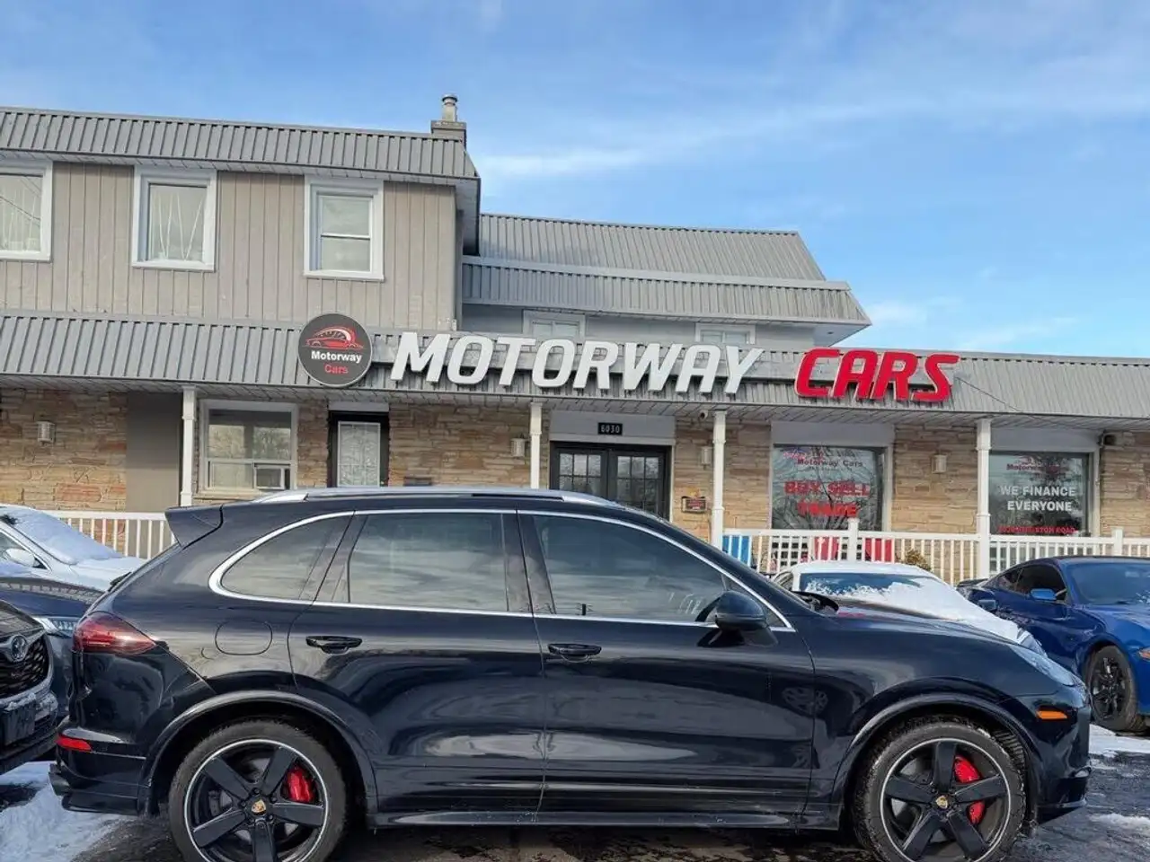 Porsche Cayenne снимка Porsche Cayenne