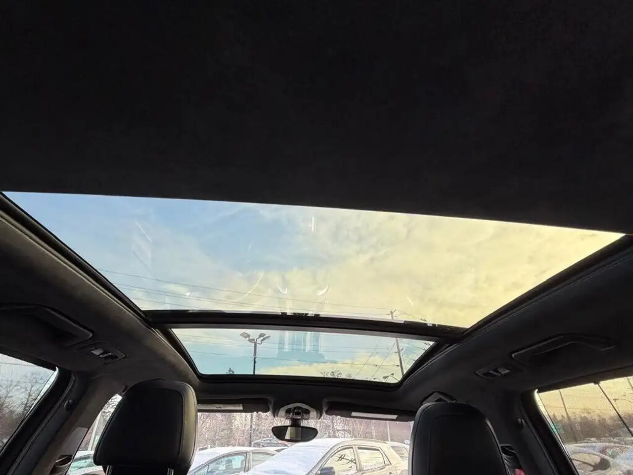 Porsche Cayenne снимка Porsche Cayenne