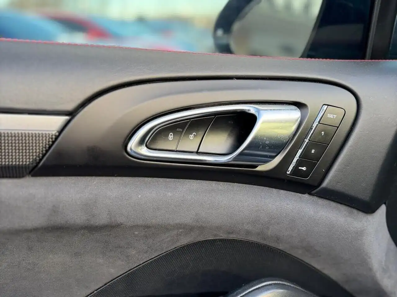 Porsche Cayenne снимка Porsche Cayenne