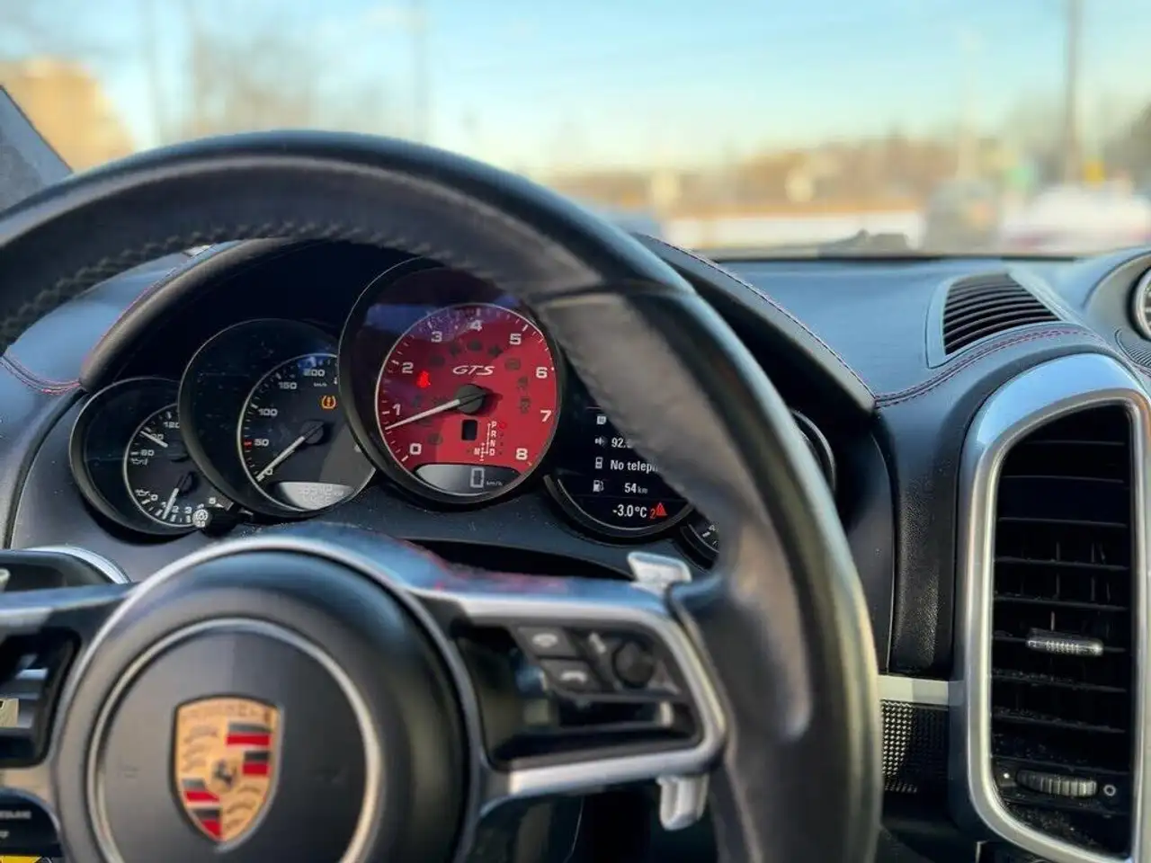Porsche Cayenne снимка Porsche Cayenne