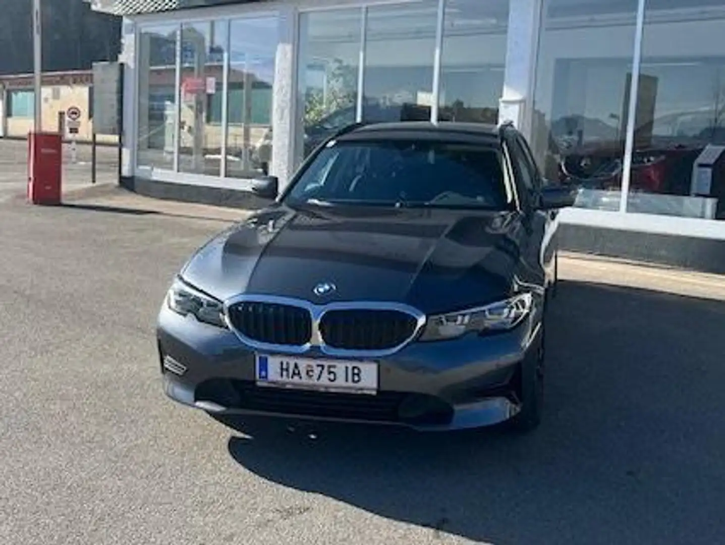 BMW 320 320 e Advantage Grau - 1