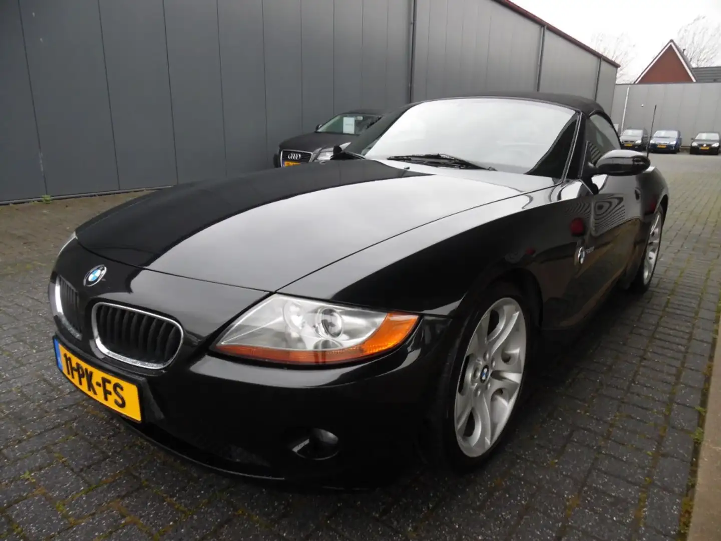 BMW Z4 2.5I S crna - 1