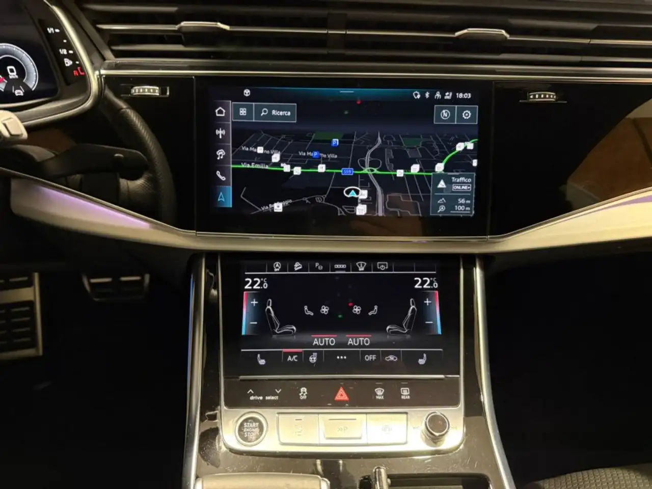 Audi Q8 50 TDI 286 CV quattro S line edition Black Pack, миниатюра 14