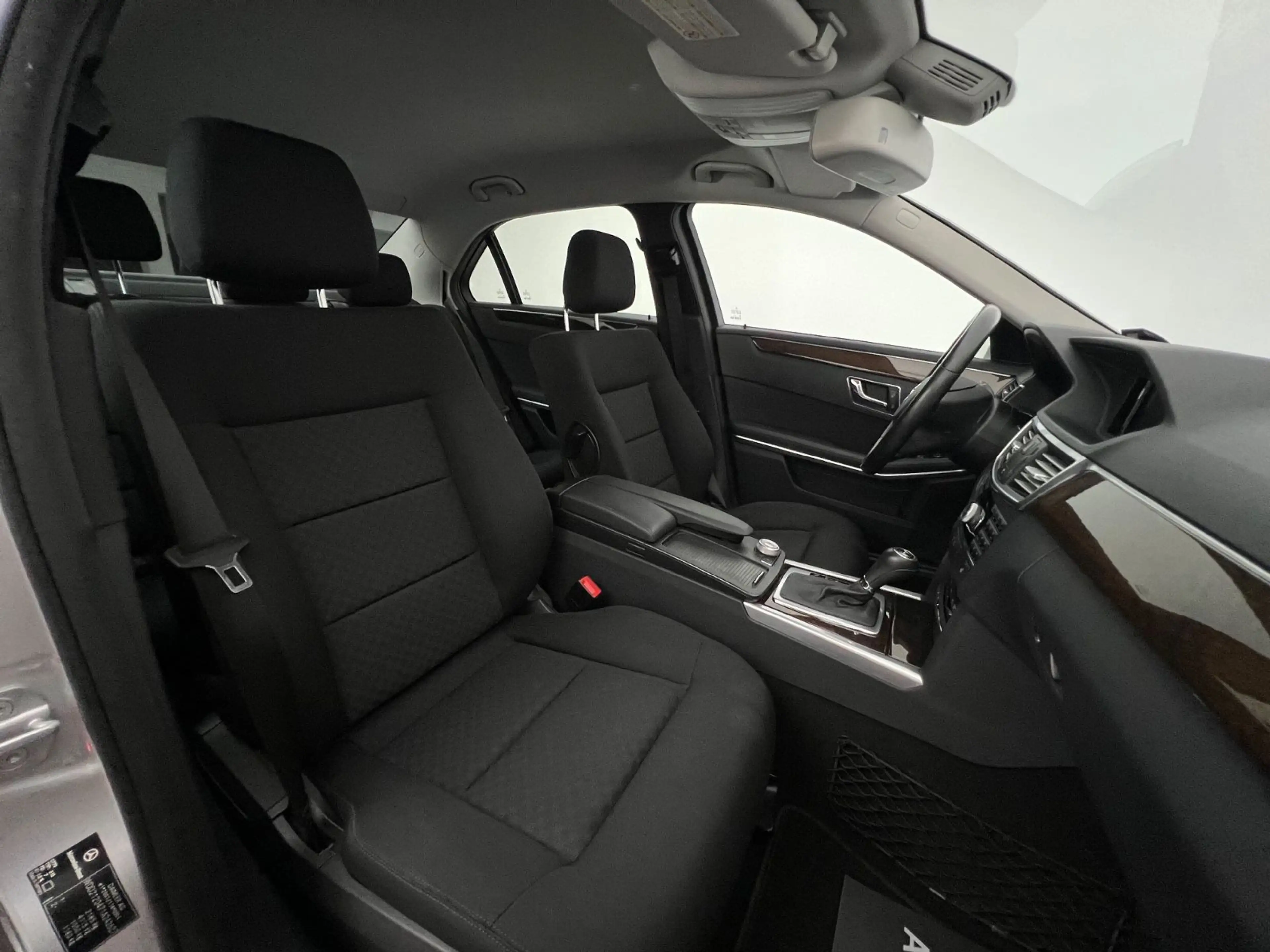 Mercedes-Benz E 250 CGI BE /205PS/ NUR 69.tKM / GARANTIE — photo 6