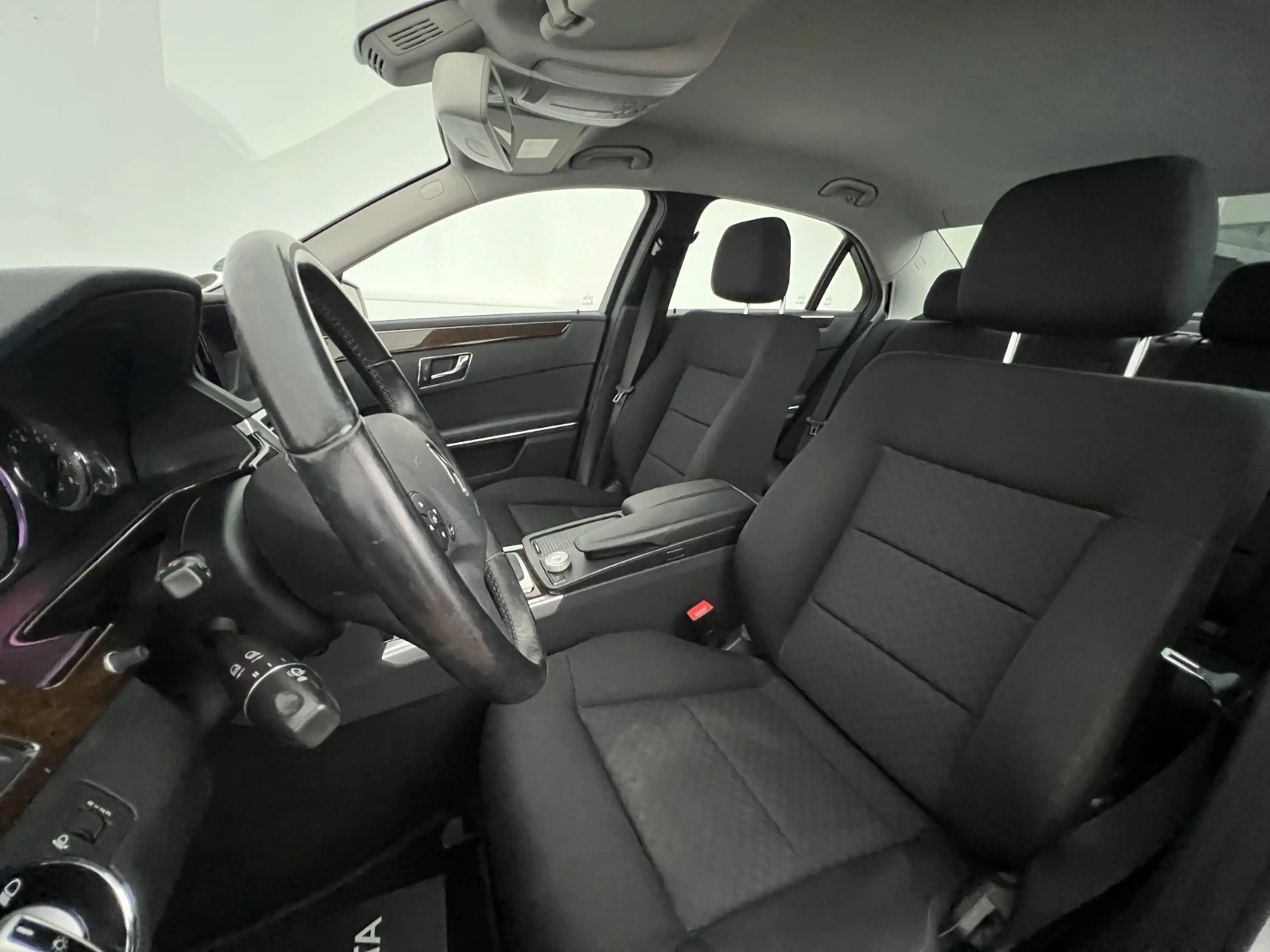 Mercedes-Benz E 250 CGI BE /205PS/ NUR 69.tKM / GARANTIE — photo 16
