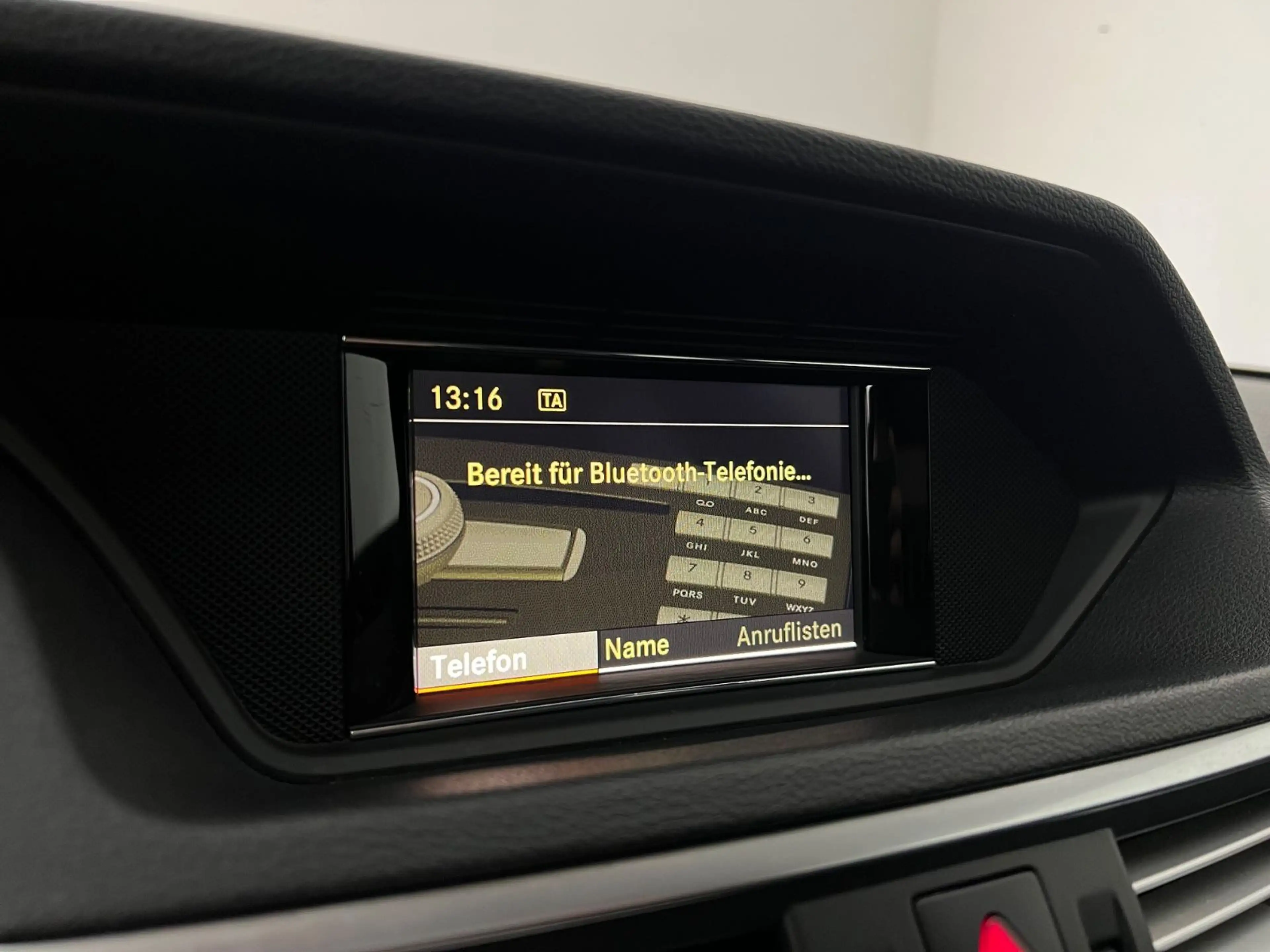 Mercedes-Benz E 250 CGI BE /205PS/ NUR 69.tKM / GARANTIE — photo 30