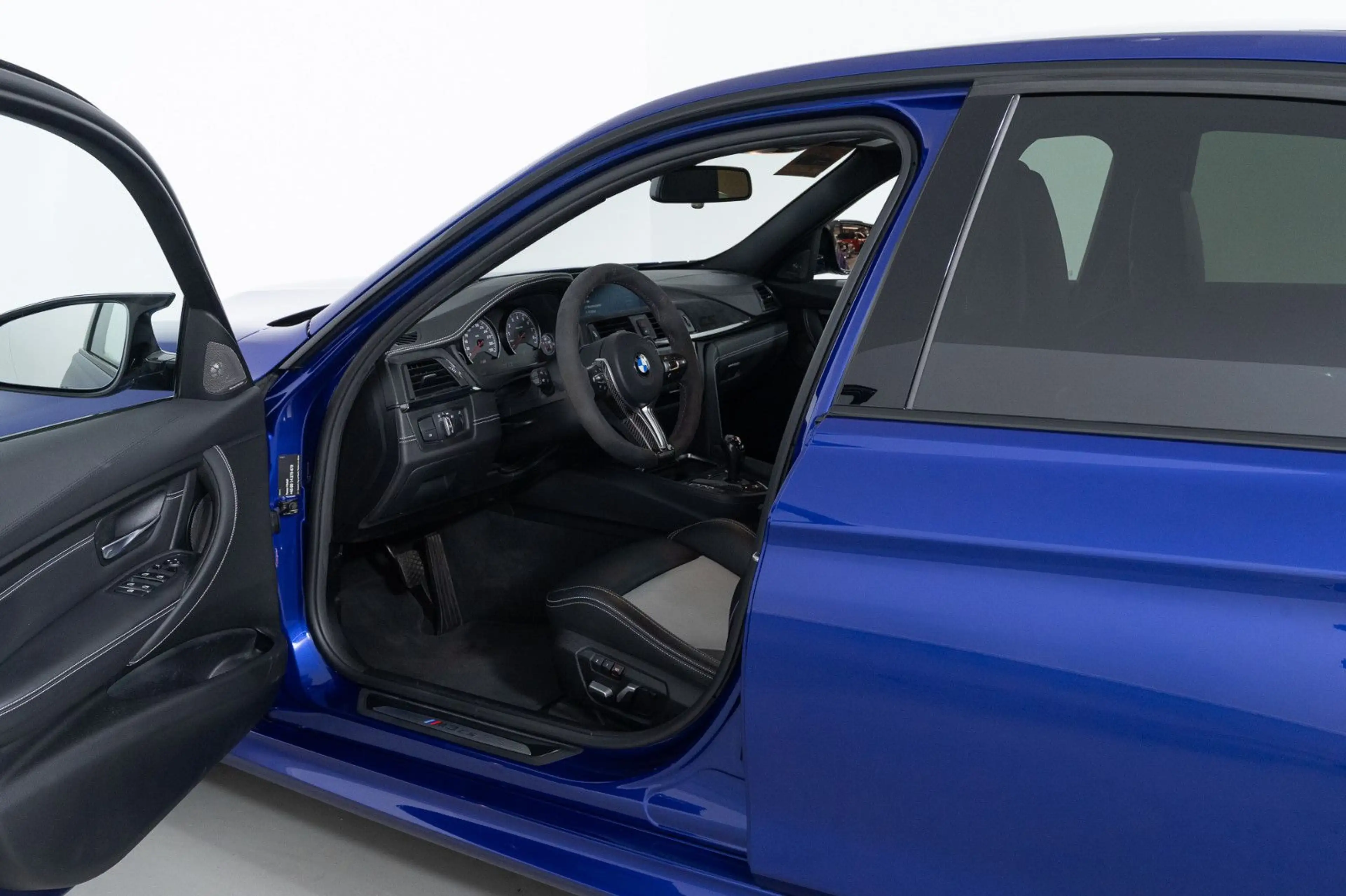 BMW M3 CS — photo 9