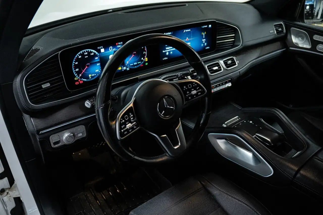 Mercedes-Benz GLE снимка Mercedes-Benz GLE