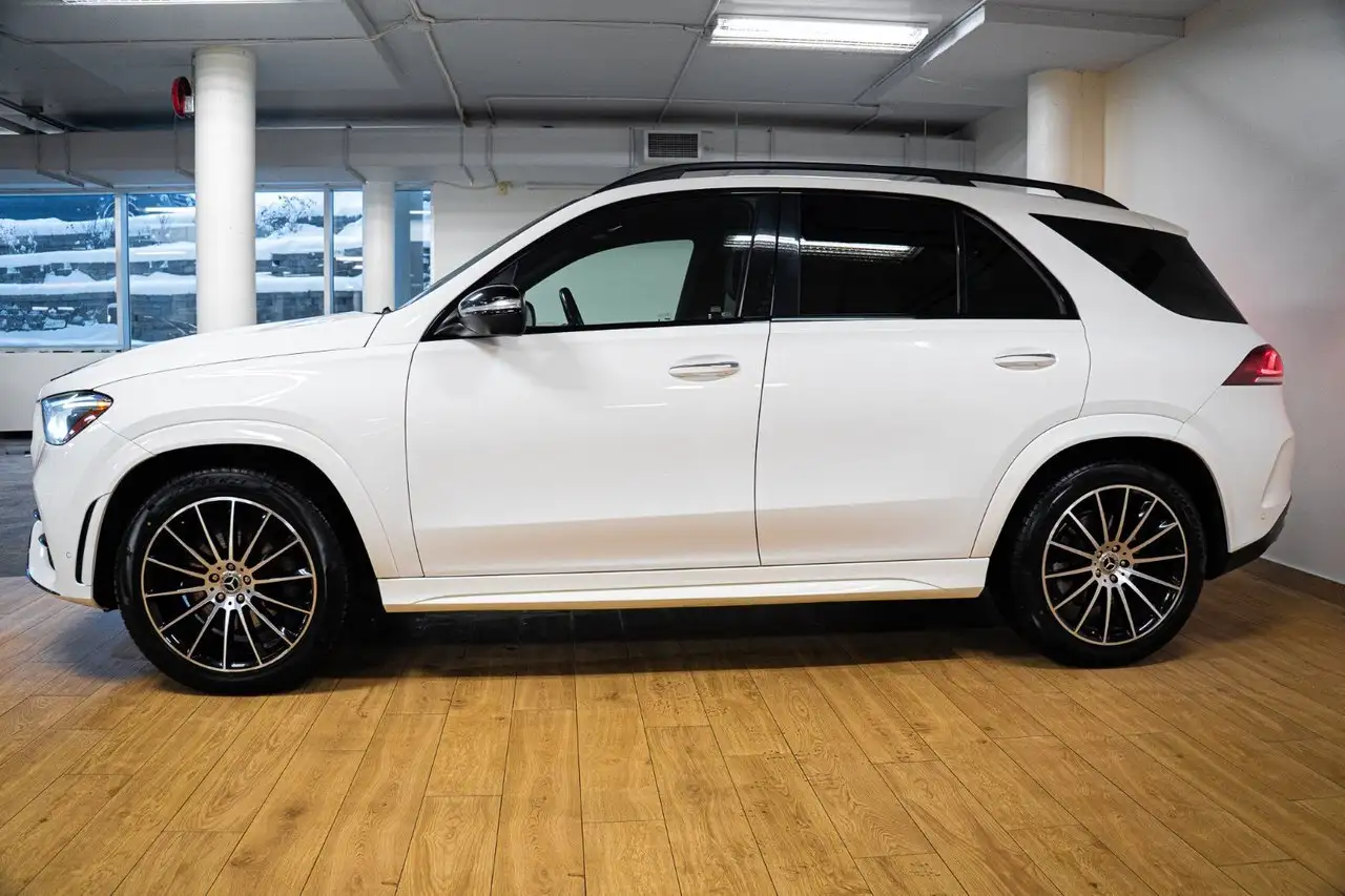Mercedes-Benz GLE снимка Mercedes-Benz GLE
