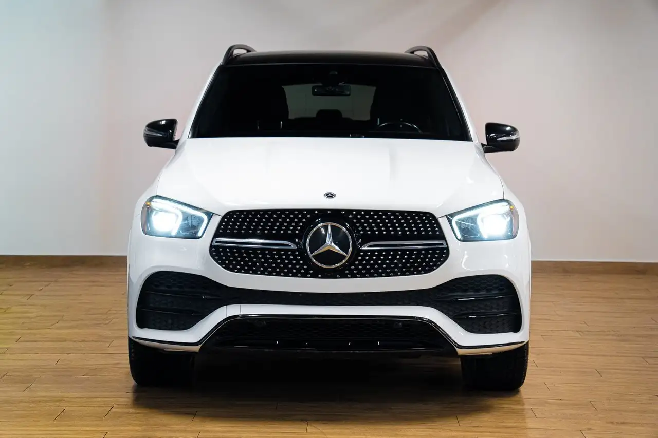 Mercedes-Benz GLE снимка Mercedes-Benz GLE