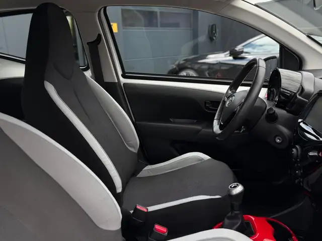 Toyota Aygo view 14