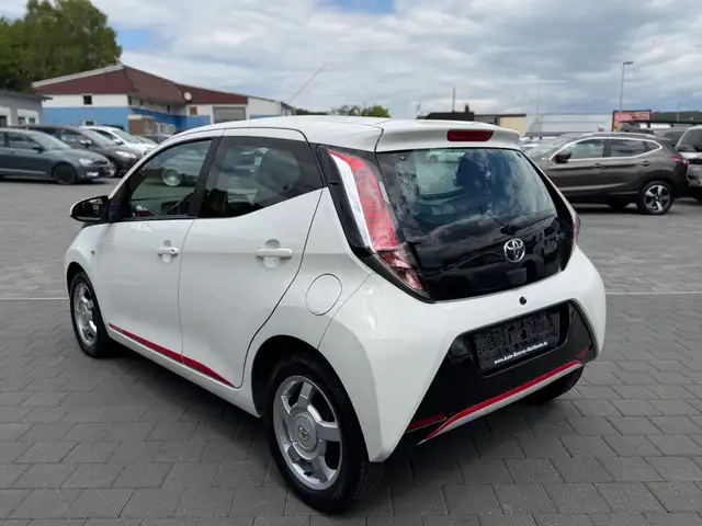Toyota Aygo view 5