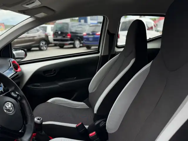 Toyota Aygo view 10